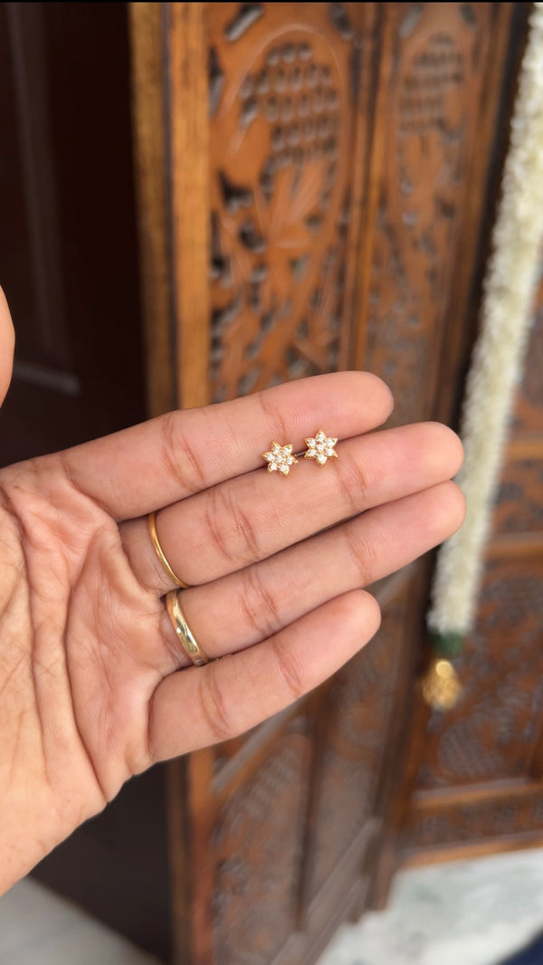 Baby -earstud