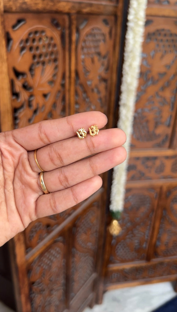 Baby -earstud
