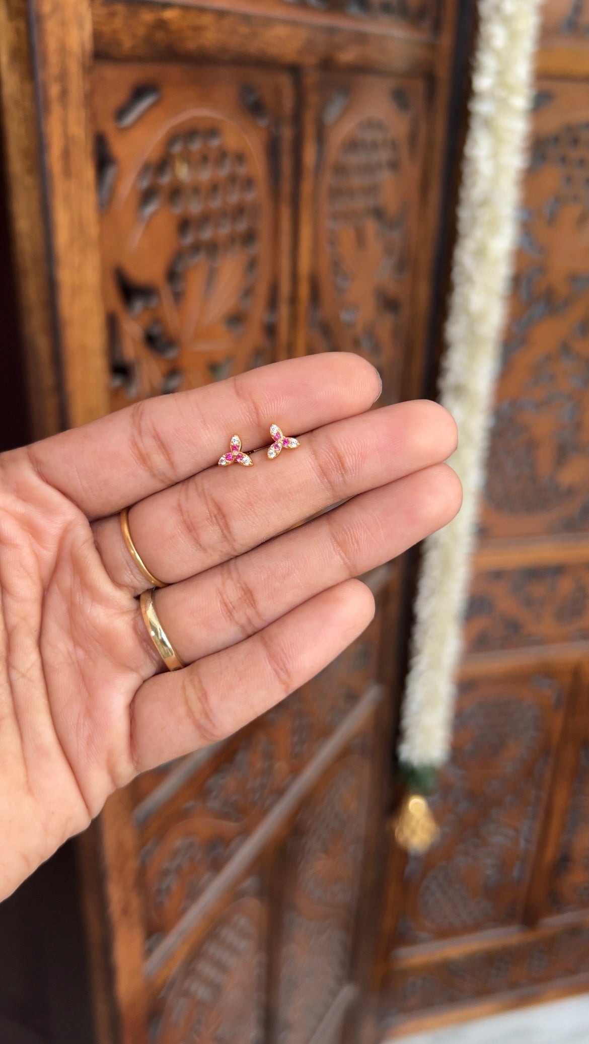 Baby -earstud