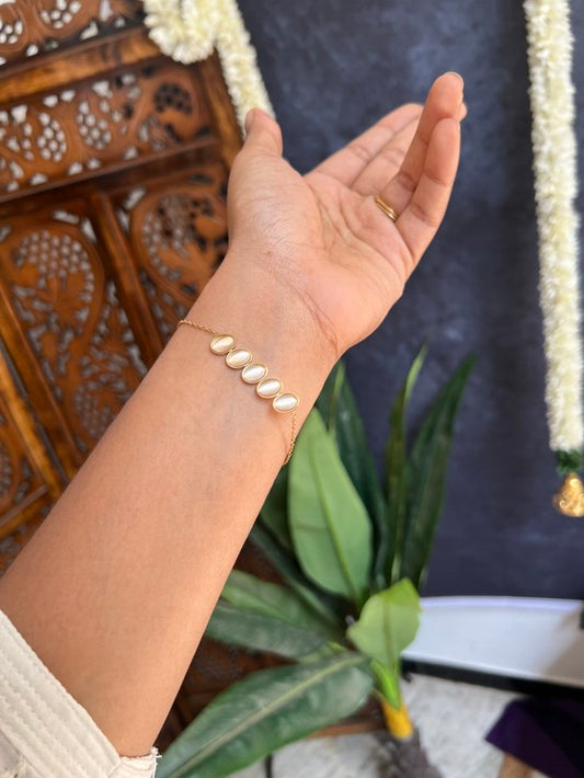 Bracelet gold