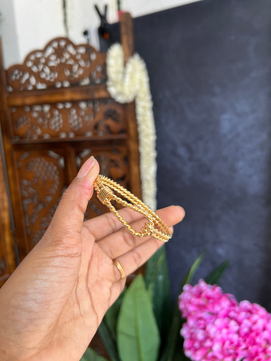 Bracelet gold