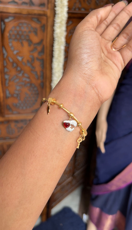 Bracelet -gold