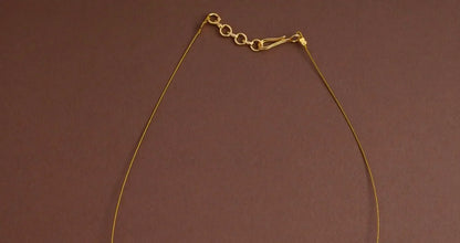 Invisible neckpiece- [ 3 white  floral ]