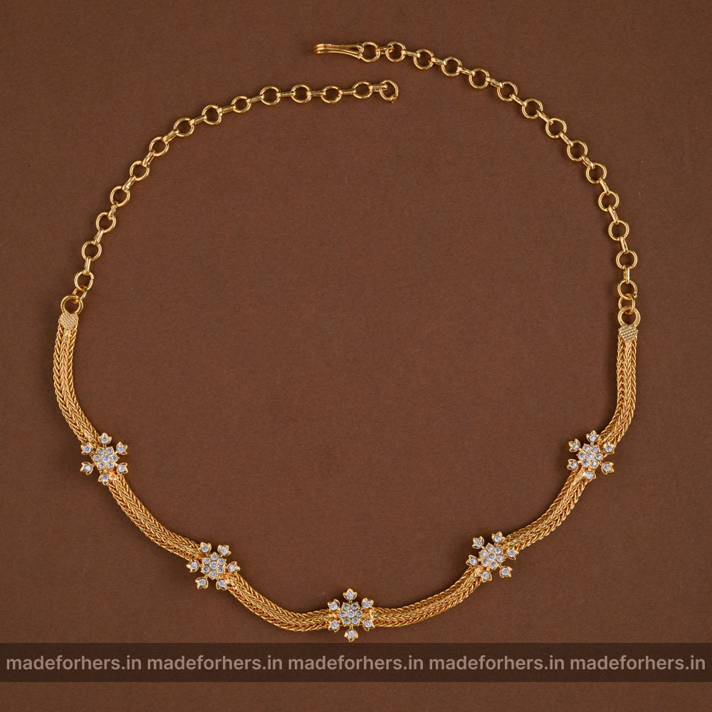 Ponmaan choker