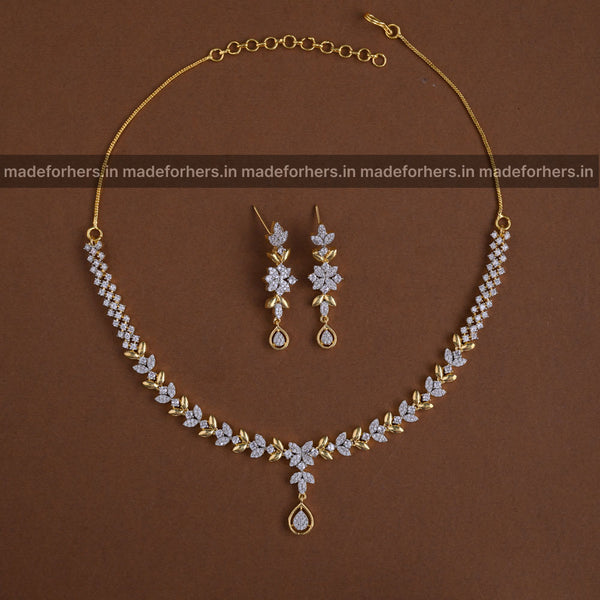 NECKPIECE