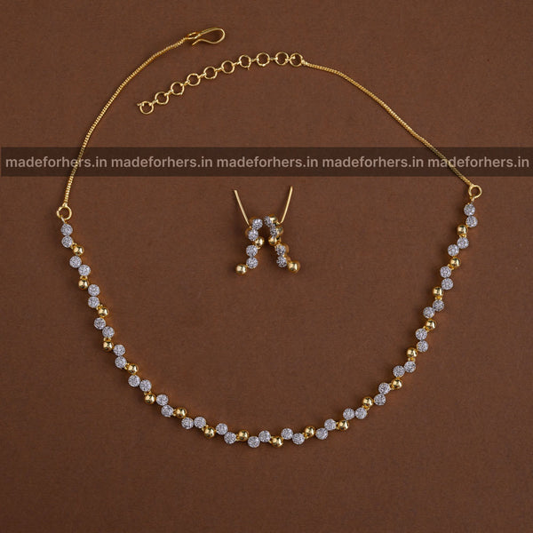 NECKPIECE