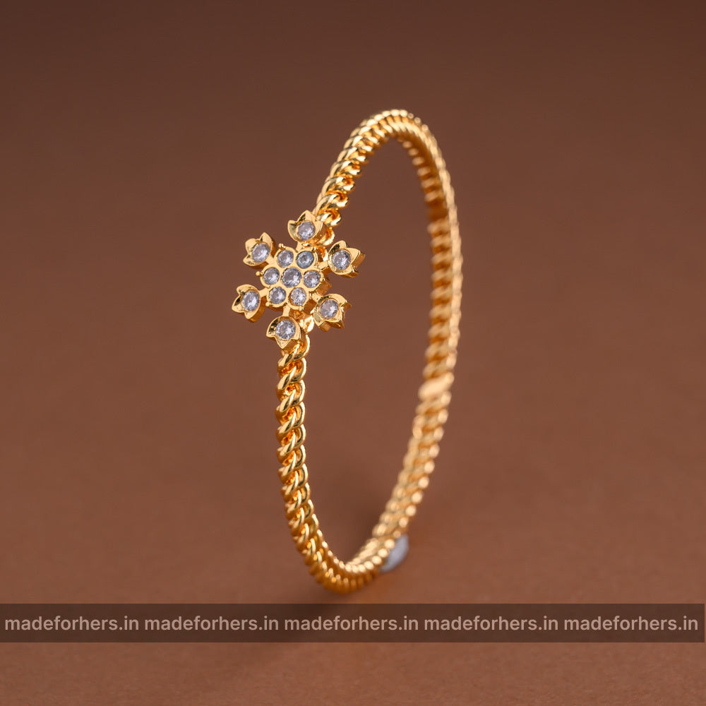 Murukku kadaa bangle