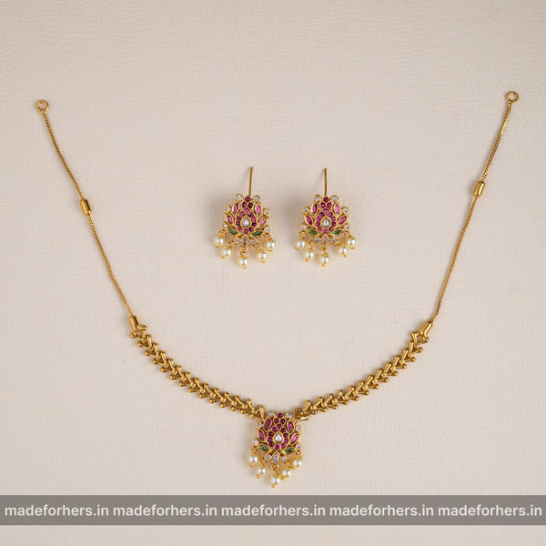 Tamara Neckpiece
