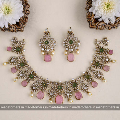 Neckpiece