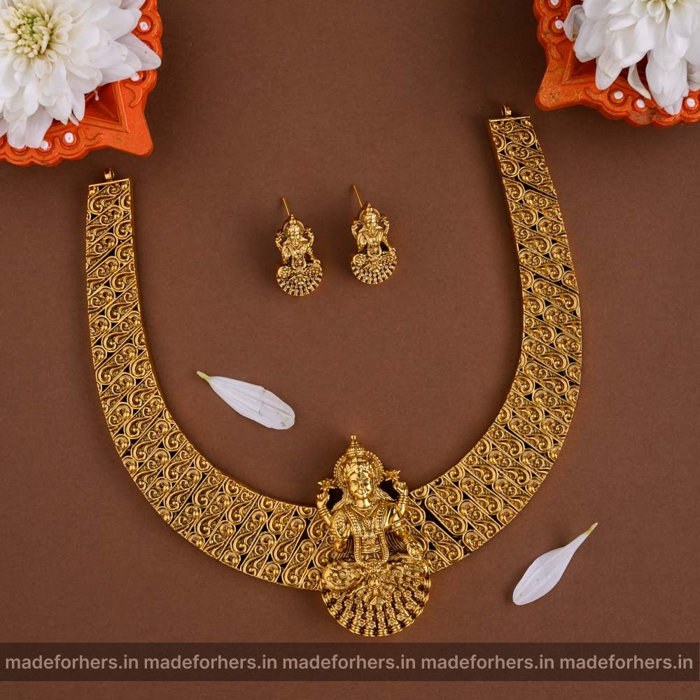 Neckpiece