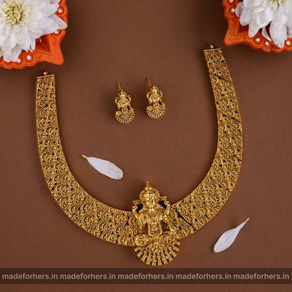 Neckpiece