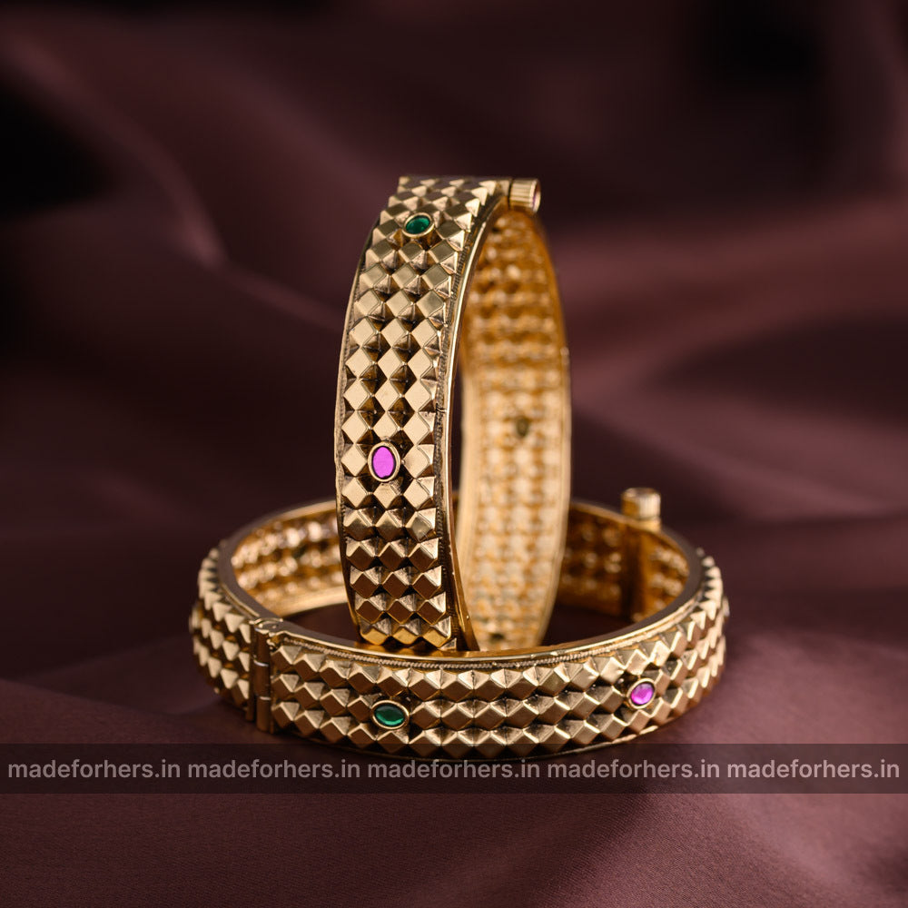 Bangles
