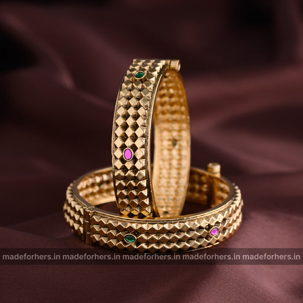 Bangles