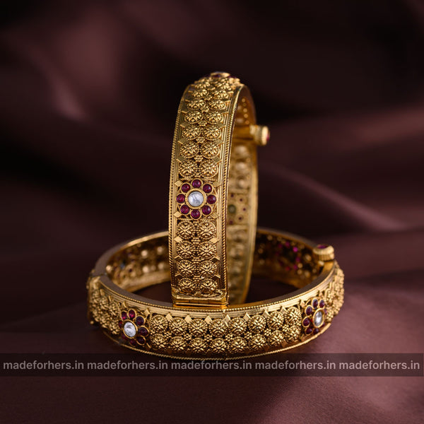 Bangles