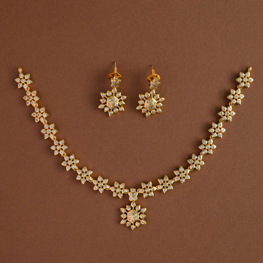 Trivia Neckpiece version 8