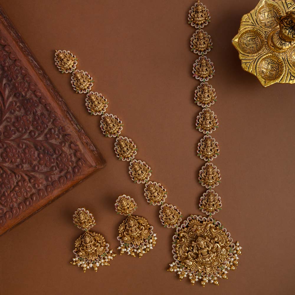 Lakshmi nagas haaram