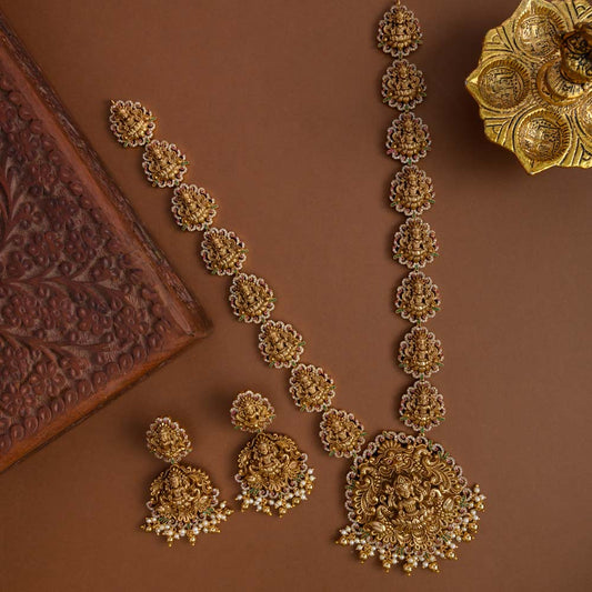 Lakshmi nagas haaram