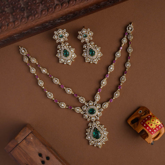 Trishika dual neckpiece