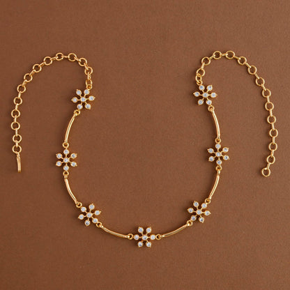 Micro gold plating White Floral Neckpiece - ponmani