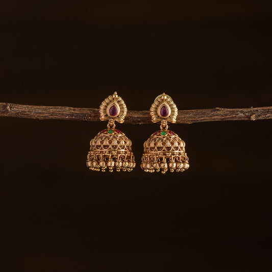 Floral jhumka