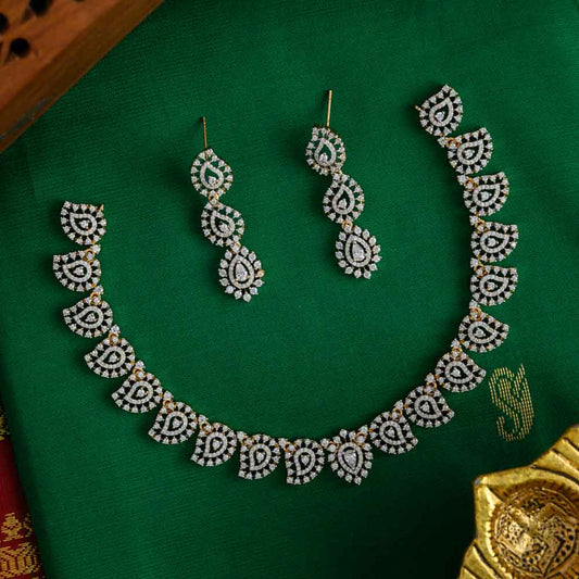 Moonlight Mango Neckpiece