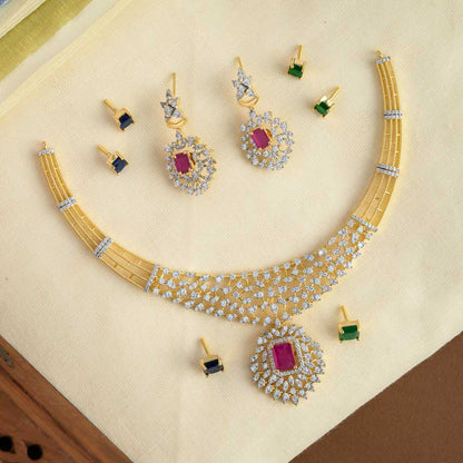 Queenora interchangeable neckpiece