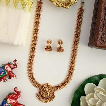 Deivanai lakshmi haaram