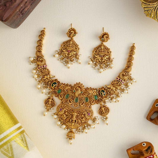 Lahari nagas neckpiece