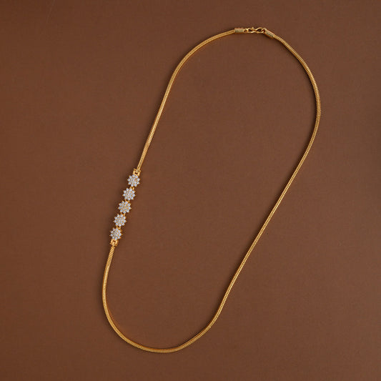 Floral mugappu chain
