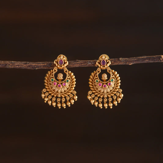 Chandbali earring - ruby with green