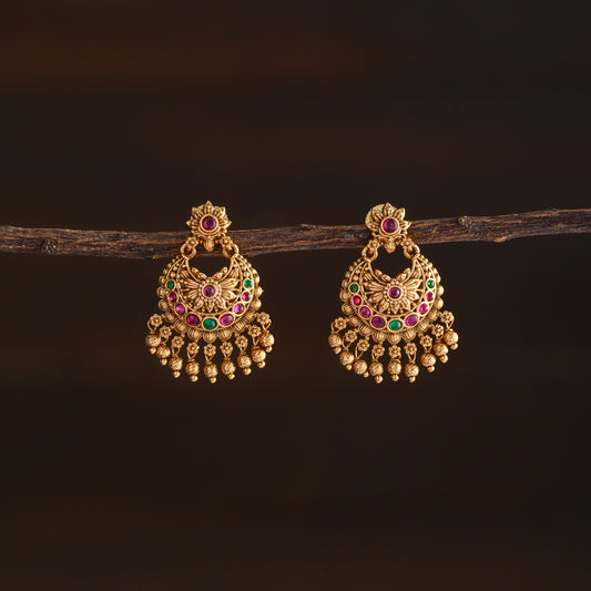 Floral chandbali earring - Ruby with green