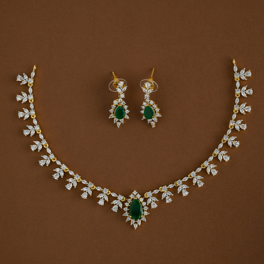 Mars neckpiece - green