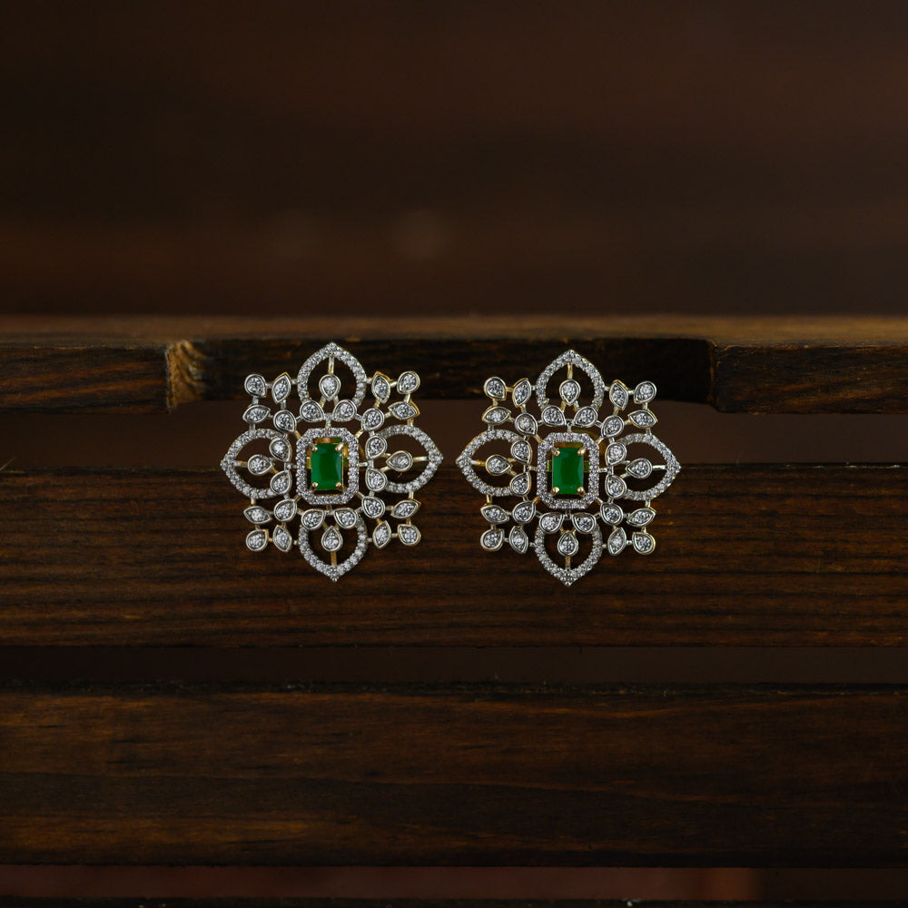 Diamond inspired statement earstud