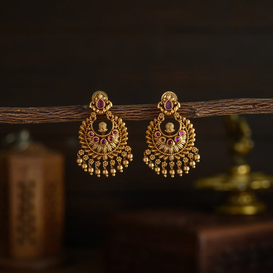 Chandbali earring