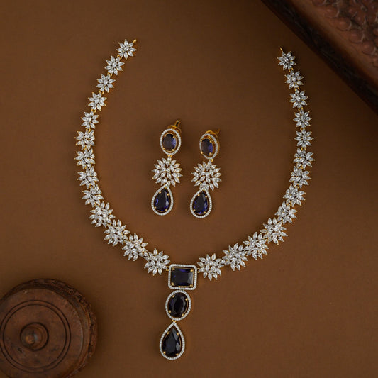 Jupiter jewel - mid neckpiece