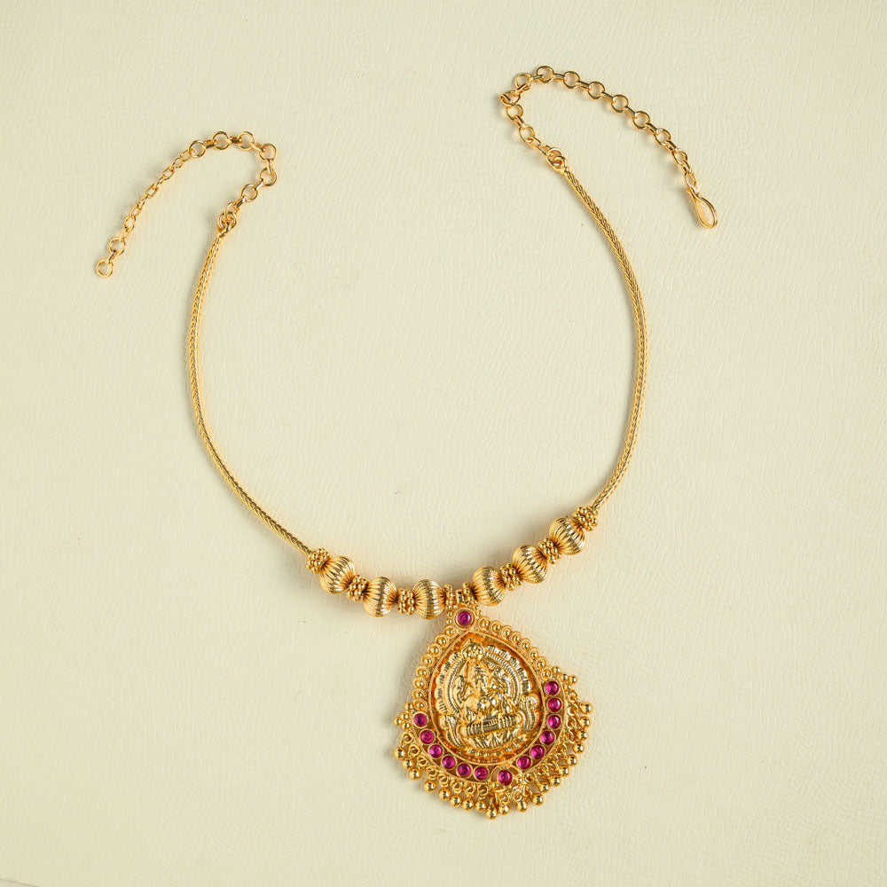 Abinaya neckpiece version 1