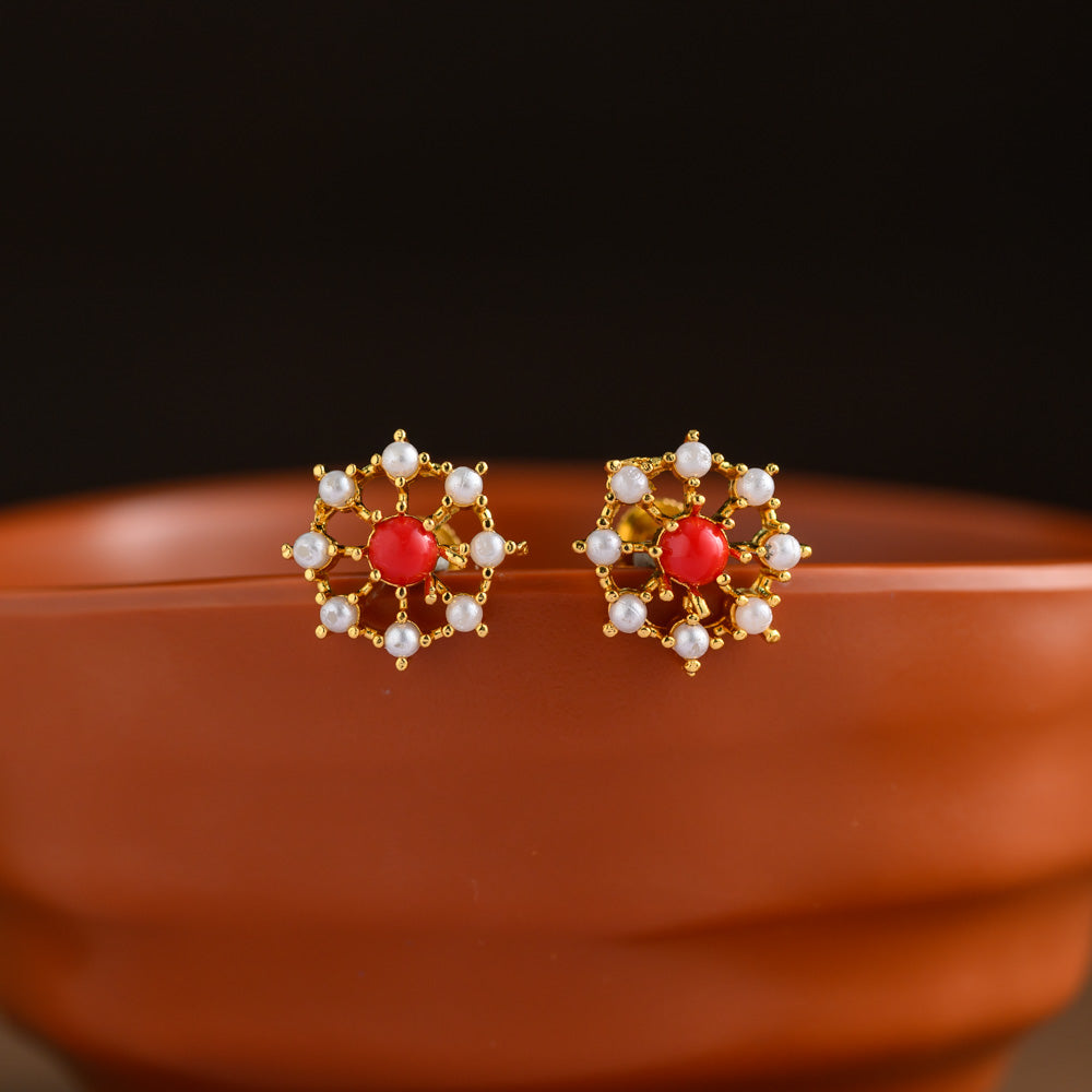 Impon floral earstud