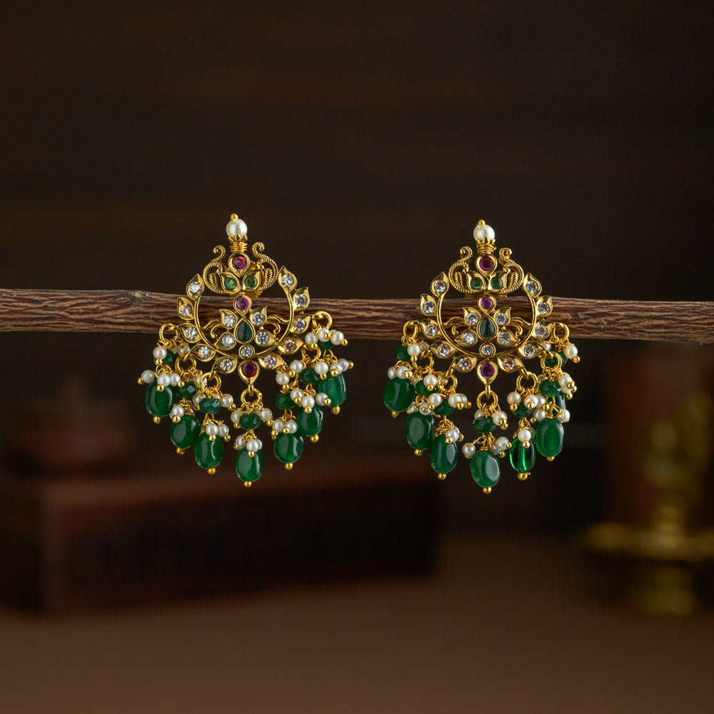 Chandbali earring