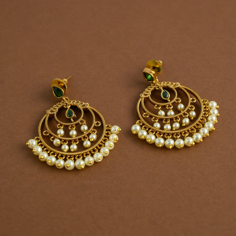 Chandbali earring
