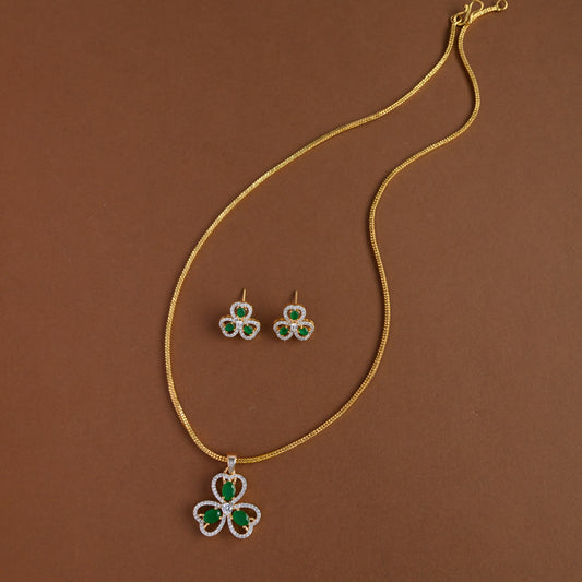 Mid - length pendent chain - emmi