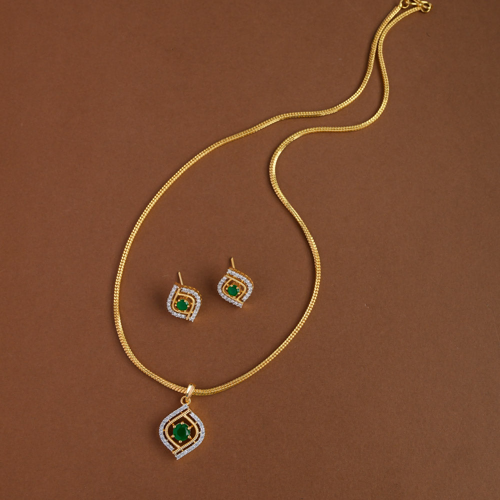 Mid - length pendent chain - emmi