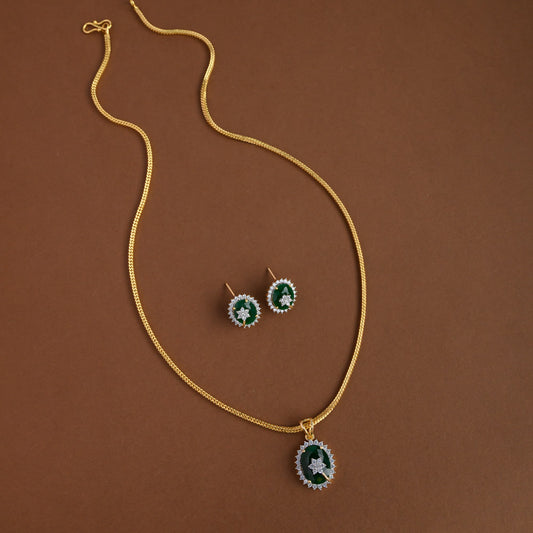 Mid - length pendent chain - emmi