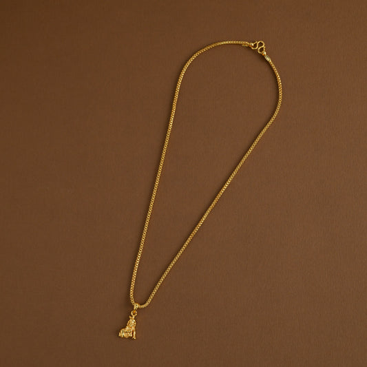 Mid length pendant chain