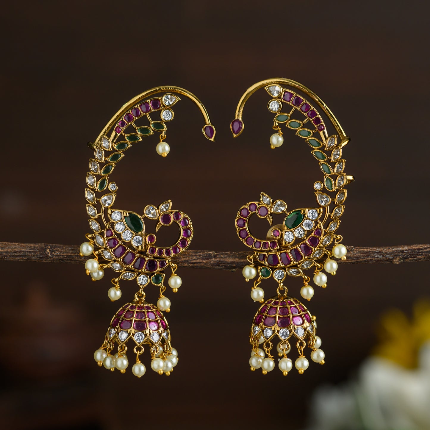 Earcuff