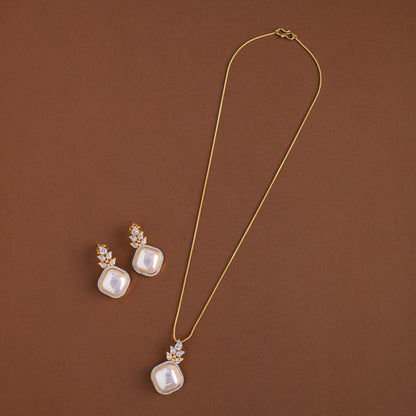 Diamond inspired pendent mid - length chain