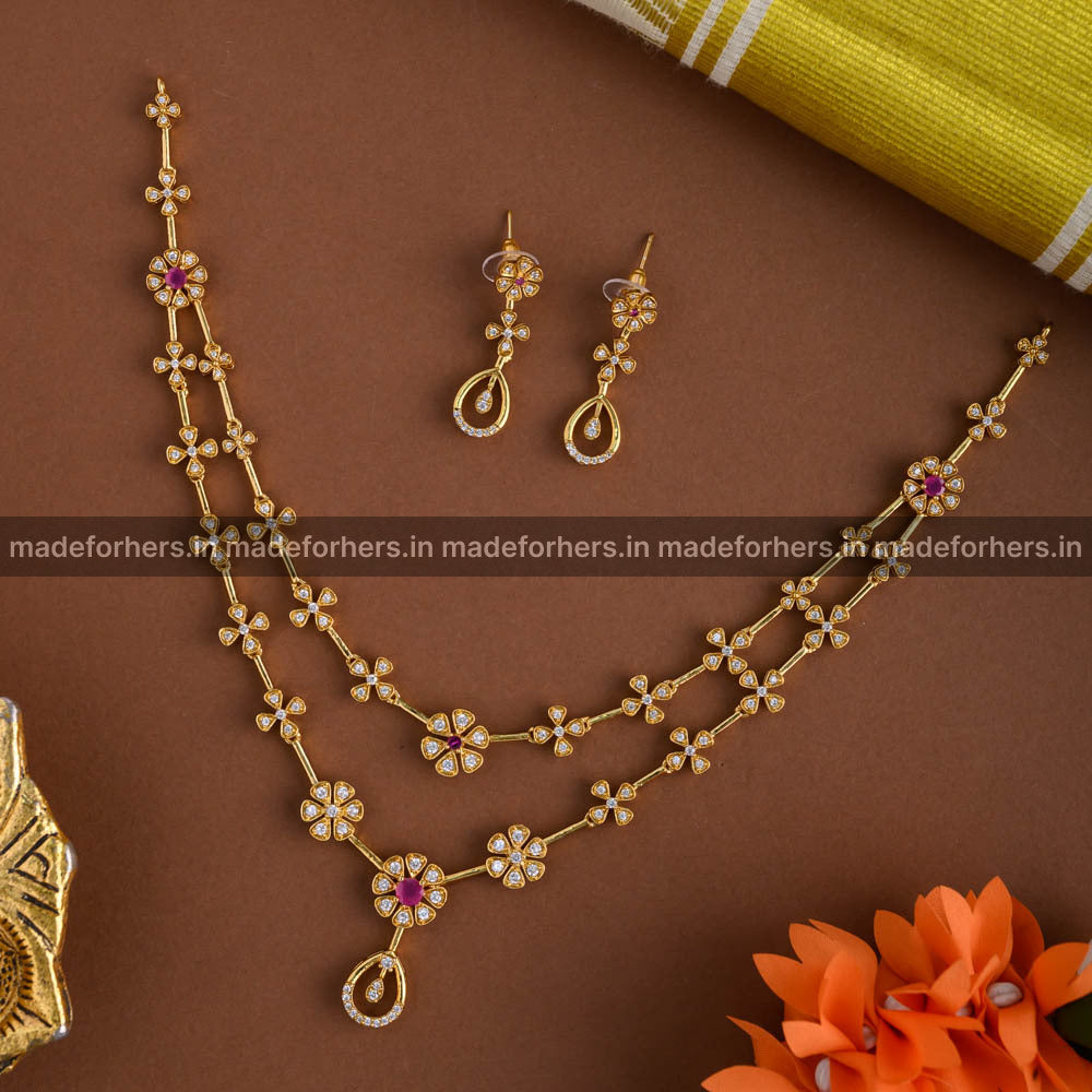 Floral dual layered neckpiece