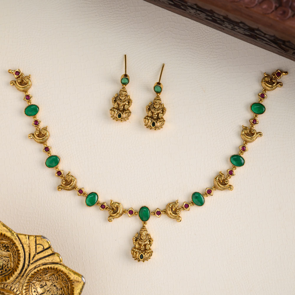 Singaram Neckpiece set