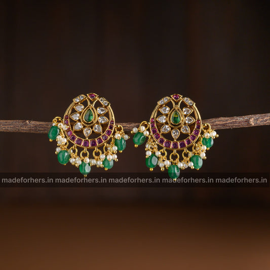 Half moon -statement earstud