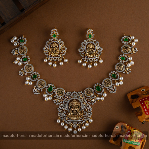Vaishinav lakshmi neckpiece