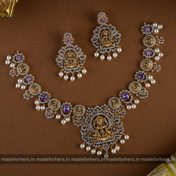 Vaishnav Lakshmi Neckpiece